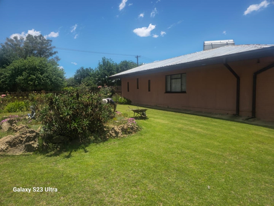 4 Bedroom Property for Sale in Ladybrand Free State